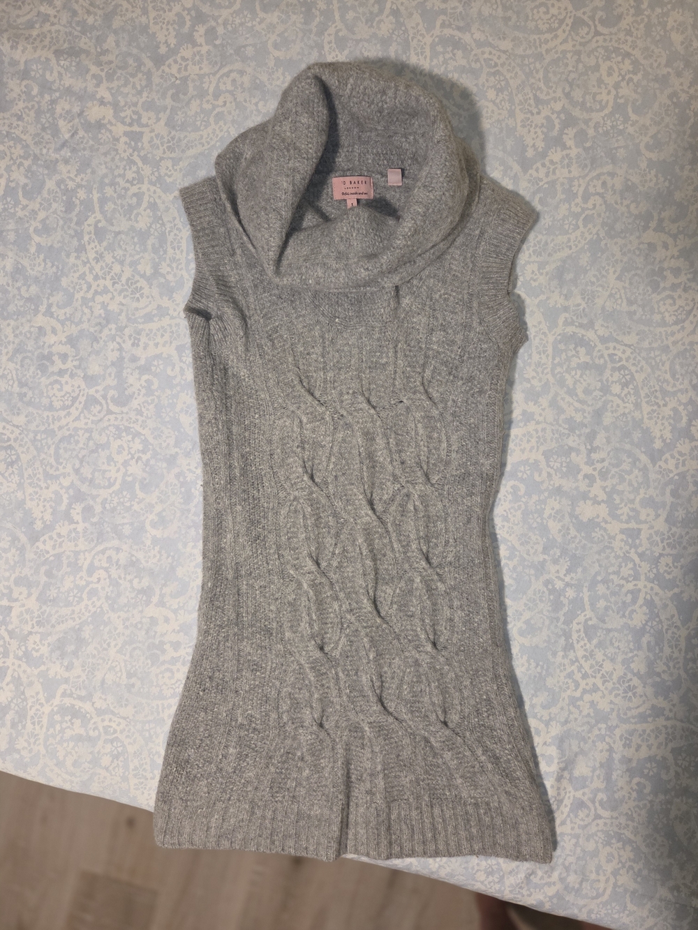 Ted Baker London Gray Knit Wool Sleeveless Cowl Neck Fitted Sweater Sz 1 Small